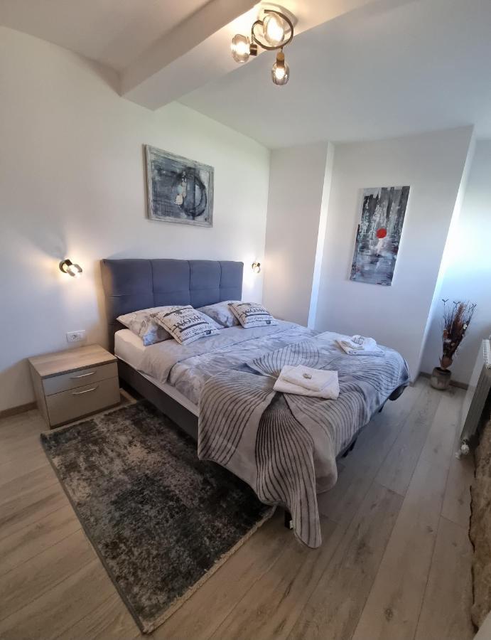 Apartament Apartman Orhideja Fužine Zewnętrze zdjęcie